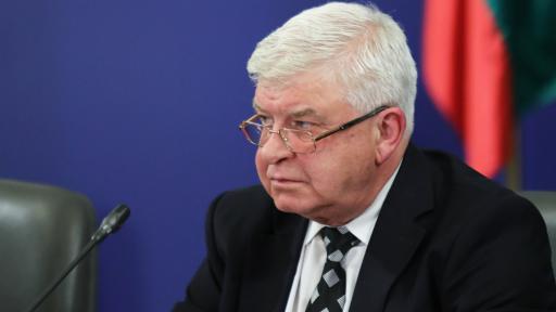  От през днешния ден: Без нощни заведения, спорт без аудитория, празненства до 30 души 