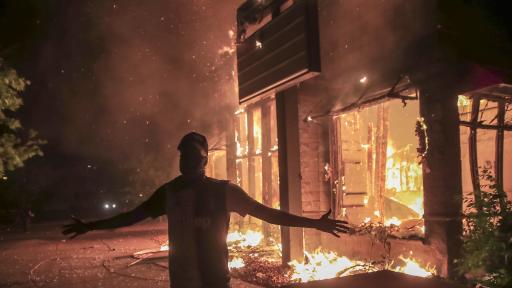  Експерт: Тръмп се пробва да „ яхне ” митинга и да завоюва изборите 