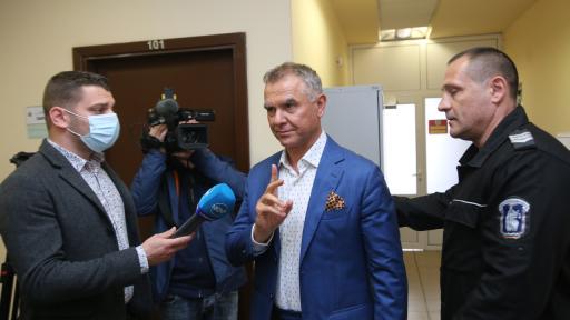  Атанас Бобоков сподели от кое място е взел имената и сумите от бележката 