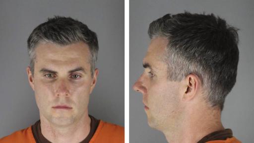  Престъпник-рецидивист измежду служителите на реда, умъртвили Флойд 