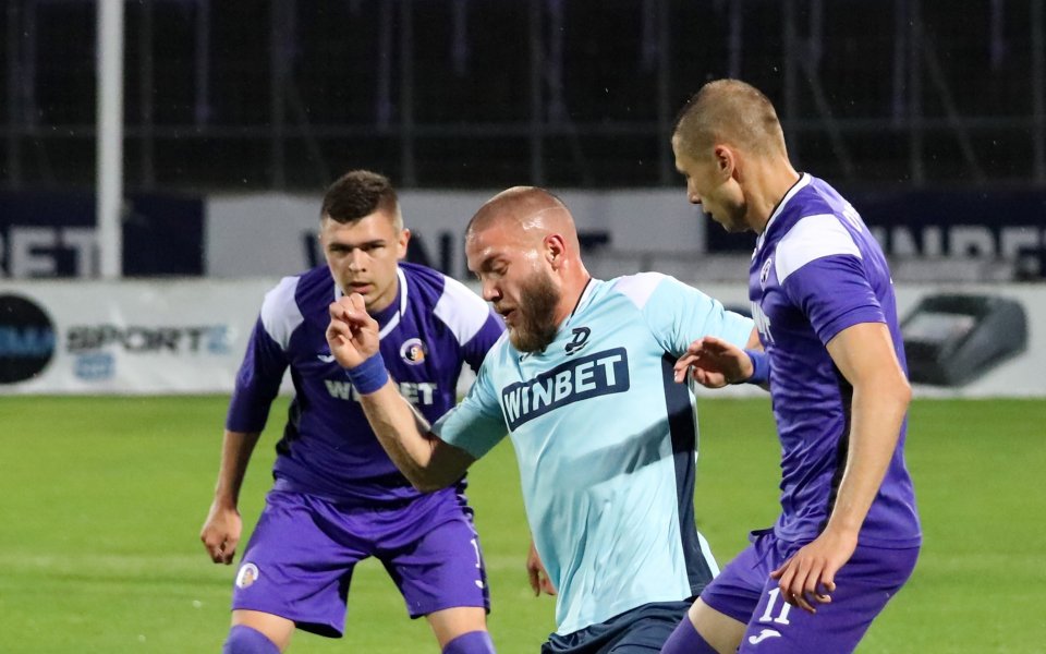 Отборът на Етър Велико Търново записа драматична победа с 5:3