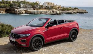 <p>Нестандартният VW T-Roc Cabriolet е вече у нас</p>