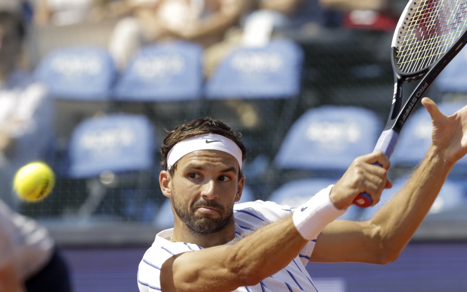 Най-добрият български тенисист излиза срещу Душан Лайович в демонстративния турнир