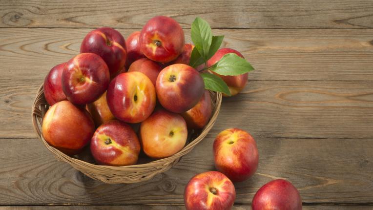  Нектарината отвръща на удара 