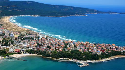  Трябва ли да почиваме у нас, с цел да подпомогнем туризма в рецесията 