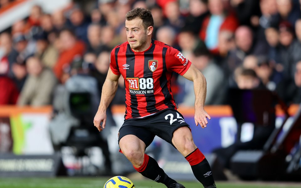 Уотфорд и Кристал Палас проявяват сериозен интерес към играча на