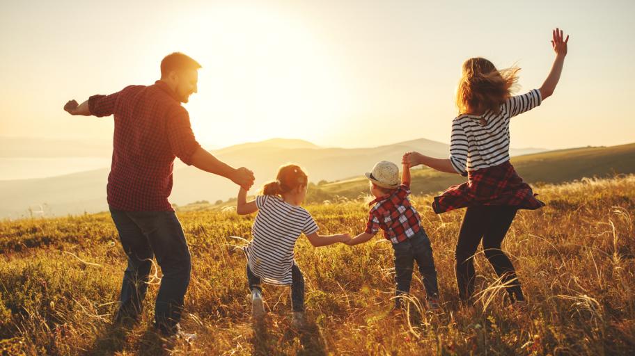 10 навика, които ще направят семейството по-щастливо