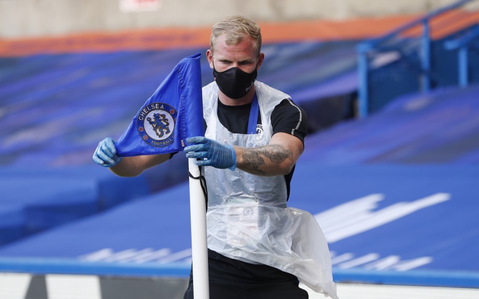 Челси и Манчестър Сити играят при резултат 0:0 на &bdquo;Стамфорд