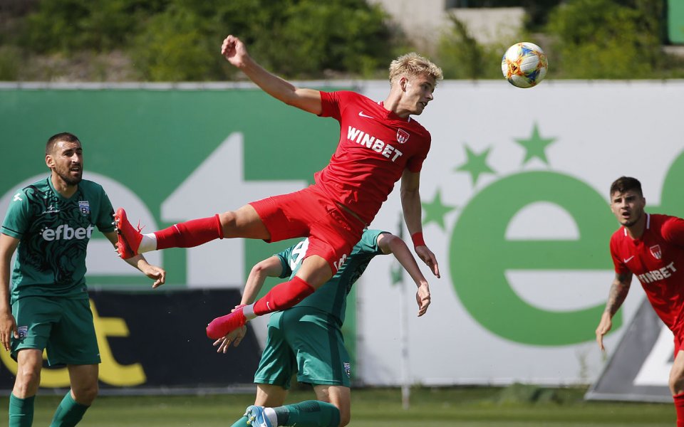 Лидерът в efbet Лига Царско село е отхърлил сериозна оферта