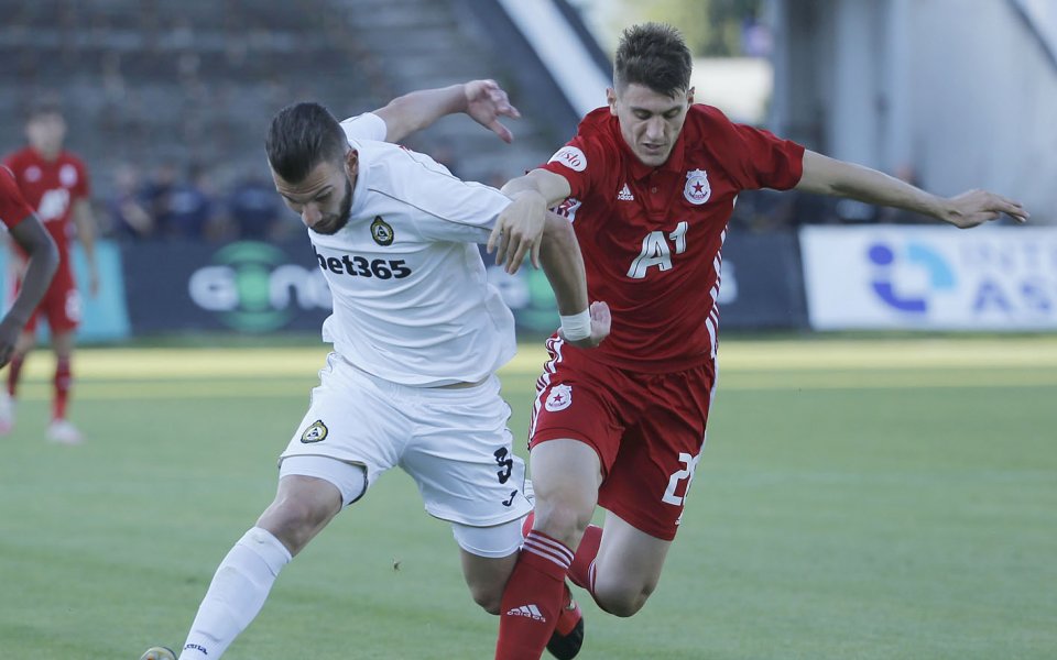 Президентът на Славия - Венци Стефанов, заяви пред Gong.bg, че