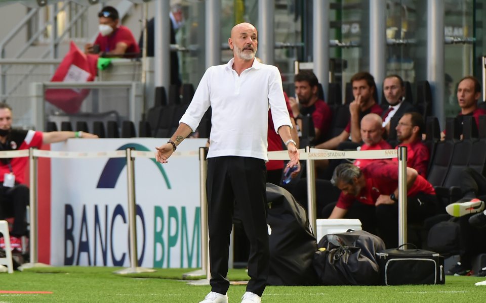Треньорът на Милан Стефано Пиоли заяви, че „росонерите“ могат да