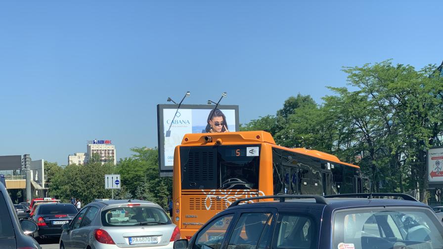  Катастрофа с рейс и кола блокира 