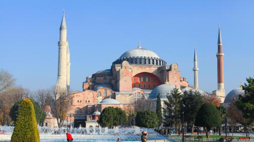  <p>Посланикът на Турция у нас: "Света София"&nbsp;е като бисер, реликва&nbsp;</p> 