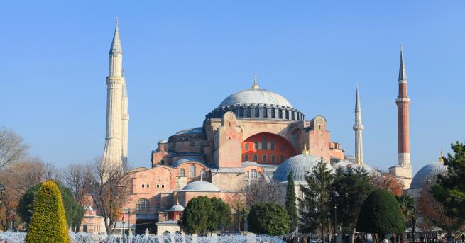 Свят Ключово решение за статута на Света София в Истанбул
