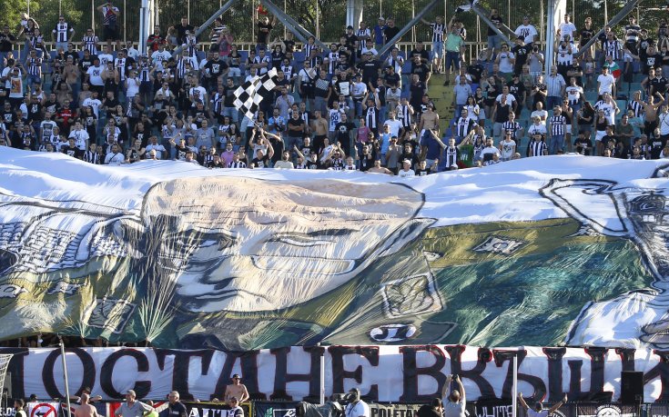 Феновете на Локо взривиха социалните мрежи с колаж на ген. Мутафчийски (СНИМКА)