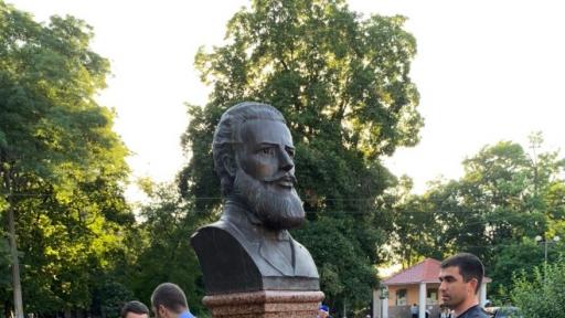  Паметникът на Ботев в Одеса е възобновен 