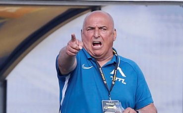Треньорът на Левски Георги Тодоров отправи индиректни обвинения към предшественика