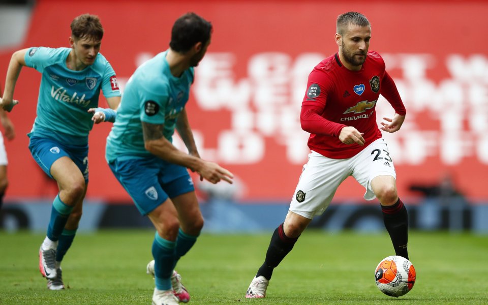 Манчестър Юнайтед навлиза във все по-добра форма и отборът смело