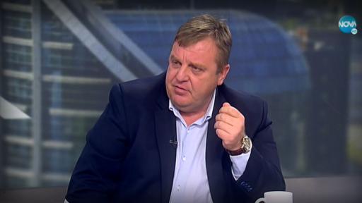  Каракачанов: Президентът излезе от ролята си 