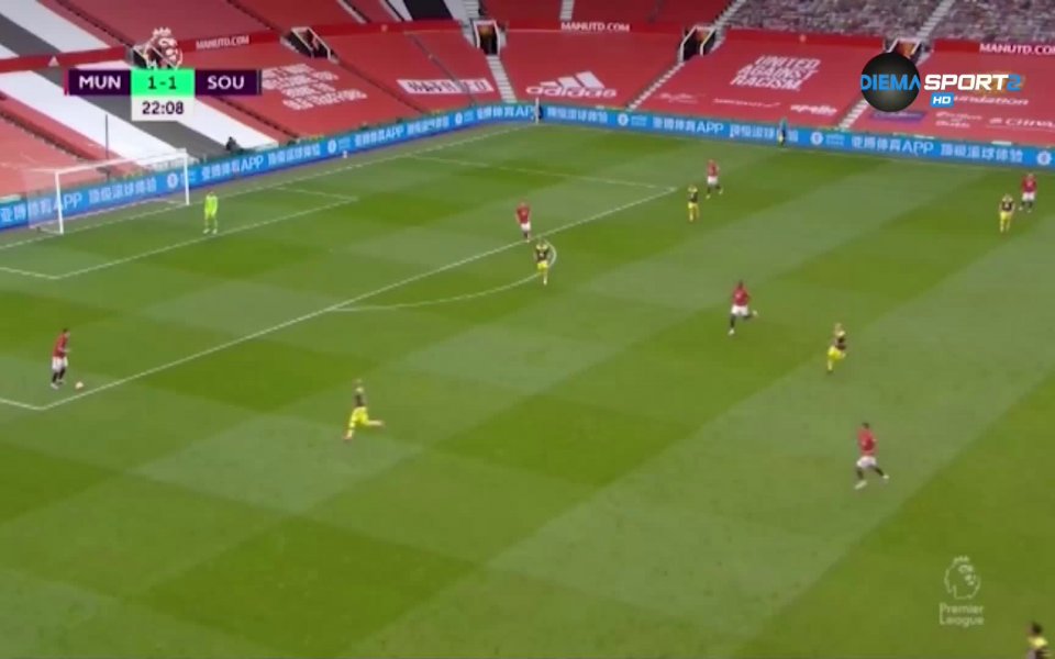 Челси, Лестър и Манчестър Юнайтед. Тези три отбора трябва да