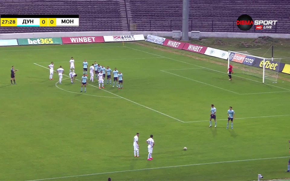 Владимр Айтов се разписа с глава след центриране на Тони