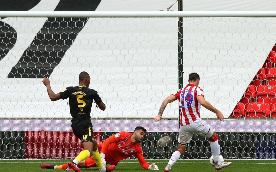 Стоук Сити победи с 1:0 Брентфорд в мач от 45-ия