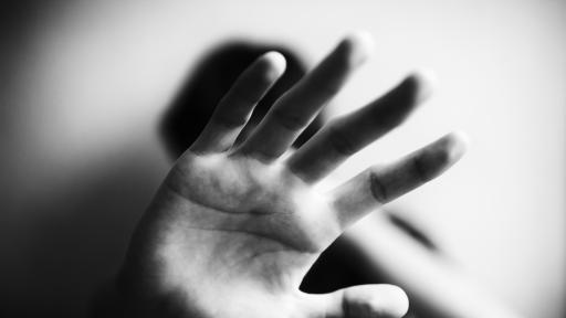  Мъж преби до гибел приятелката си в Шумен 