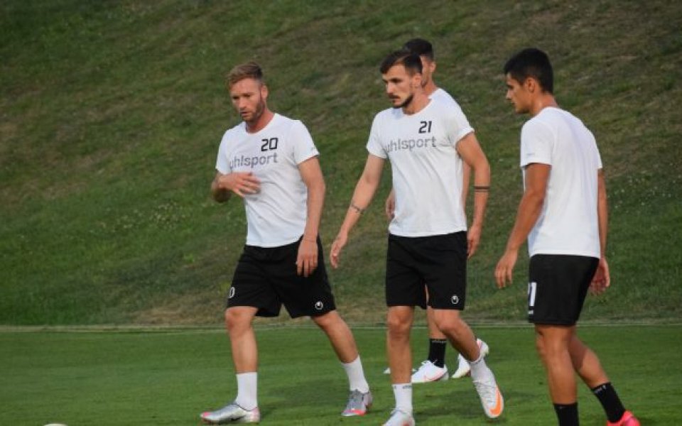 Представителният отбор на Локомотив Пловдив излиза днес срещу Лудогорец в
