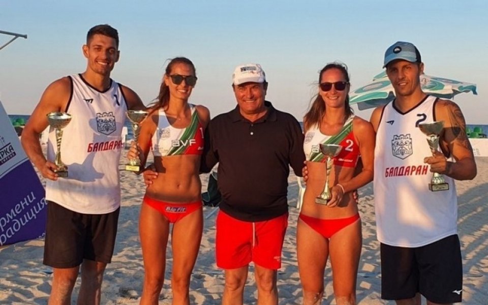 Грозданов и Митев спечелиха турнира по плажен волейбол в Аспарухово