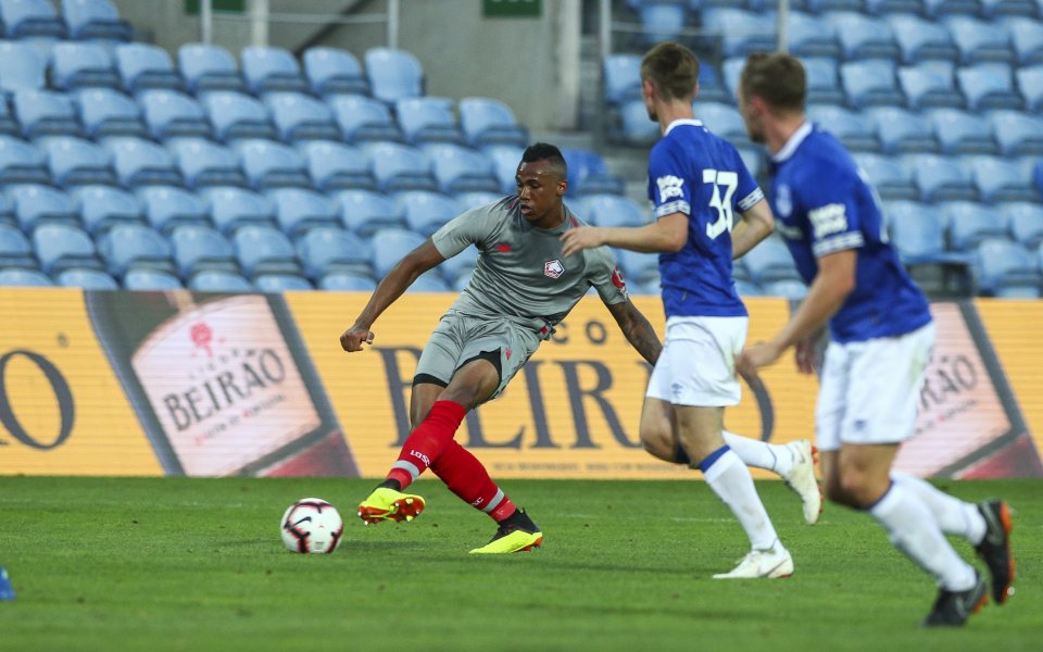 Носителят на ФА Къп Арсенал е засилил интереса си към