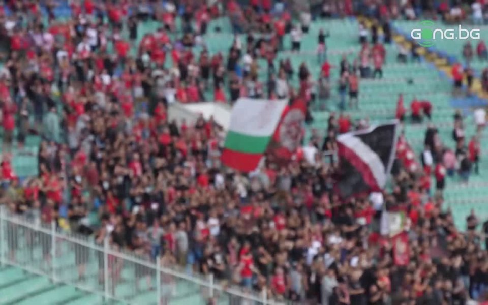 .native-ad-suggested-news { position: relative; margin-bottom: 40px; width: 100%; padding: 20px