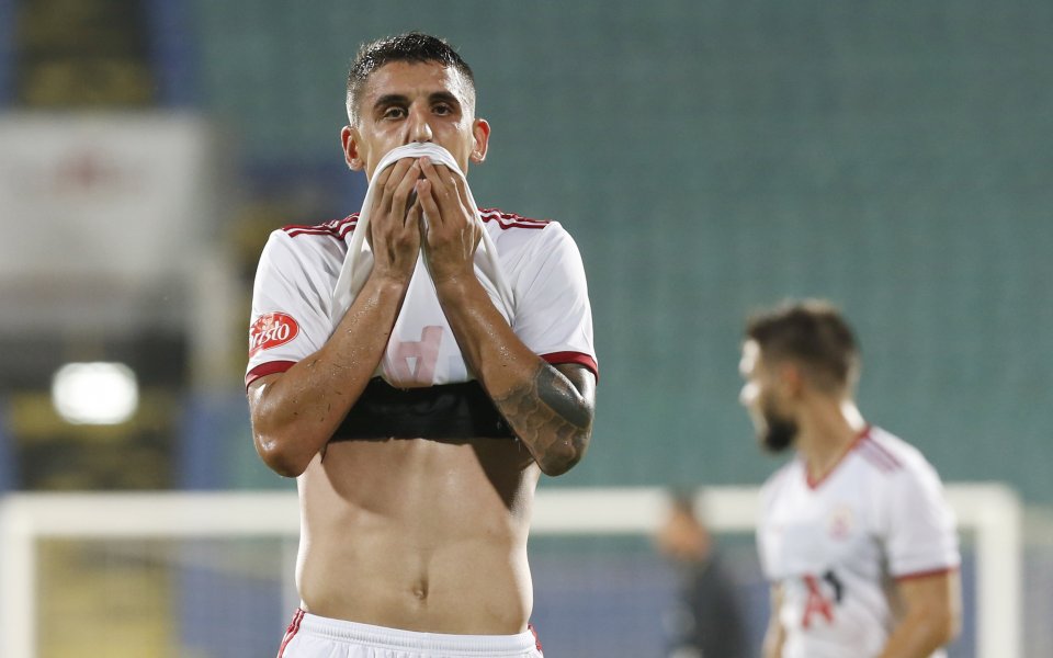 От българските представители в Лига Европа само ЦСКА има някакъв