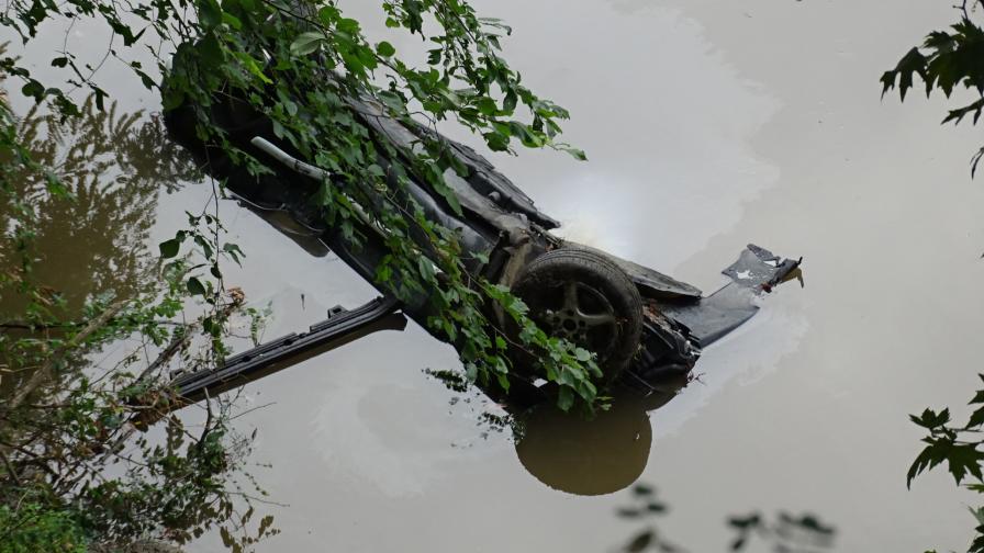  Откриха автомобил, паднал в река Струма край Кресна 