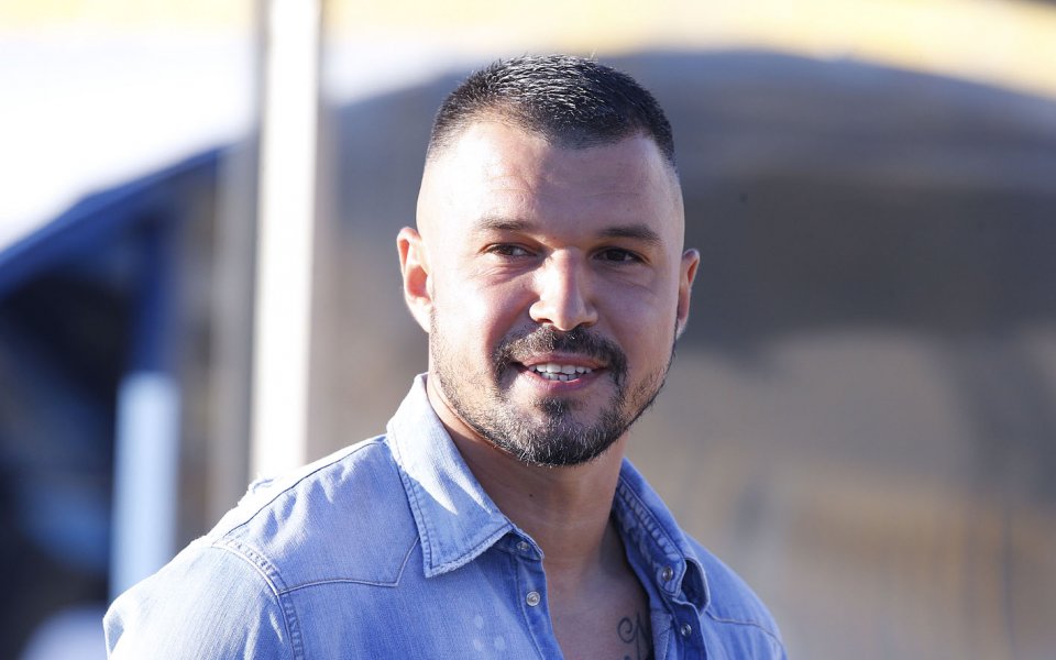 Нападателят Валери Божинов вече е свободен агент, след като вчера