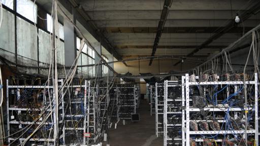  Български копачи на биткойни откраднаха ток за цялостен град 