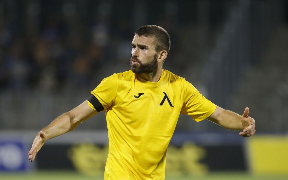 Едно от вечерите на март 2020, на празния &bdquo;Пиер-Брисон&rdquo; стадион