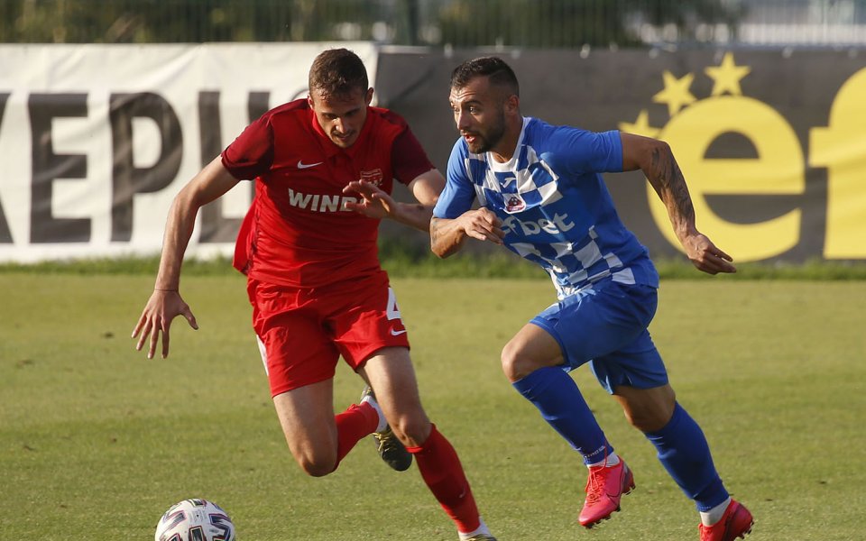 Монтана и Царско село закриват 15-ия кръг в efbet Лига