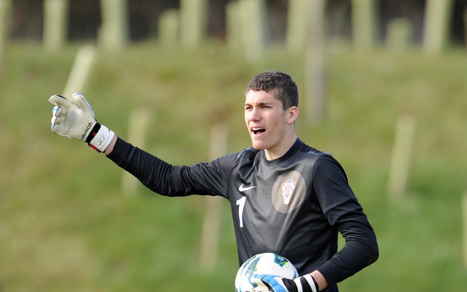 Атлетико Мадрид привлече вратаря на Локомотив Загреб - Иво Гърбич.