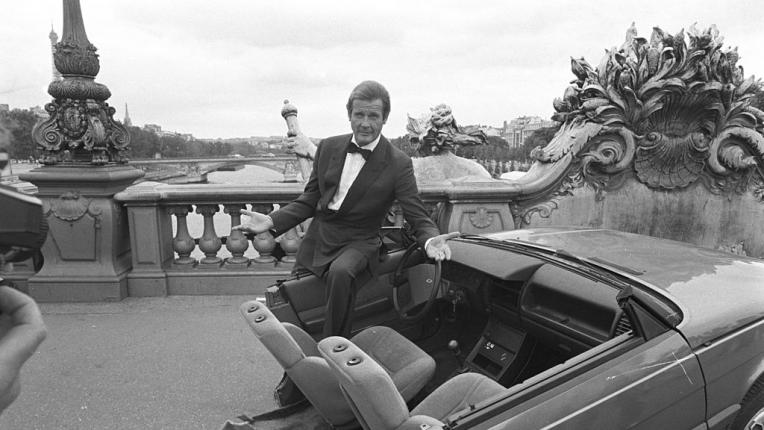  Момичетата на Бонд през годините 