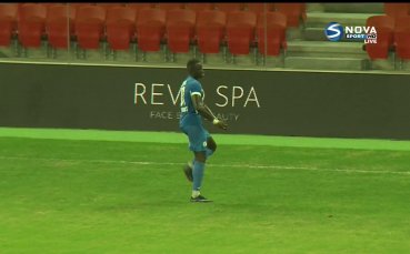 Само 4 минути след изравнителното попадение на Кръстев влезлият от