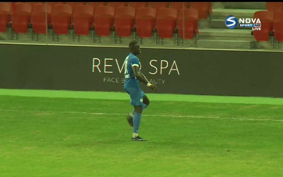 Само 4 минути след изравнителното попадение на Кръстев влезлият от