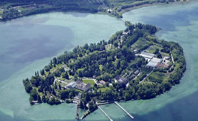  Островът на розите 