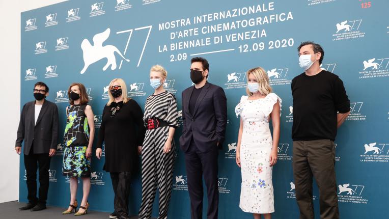Венеция 2020: най-добрите моменти и визии от откриването на фестивала