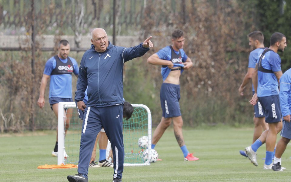 Днес ще стане ясно дали Левски ще предложи договори на