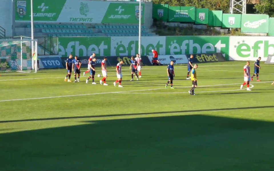 Васил Шопов направи резултата 2:0 за ЦСКА 1948 срещу Струмска