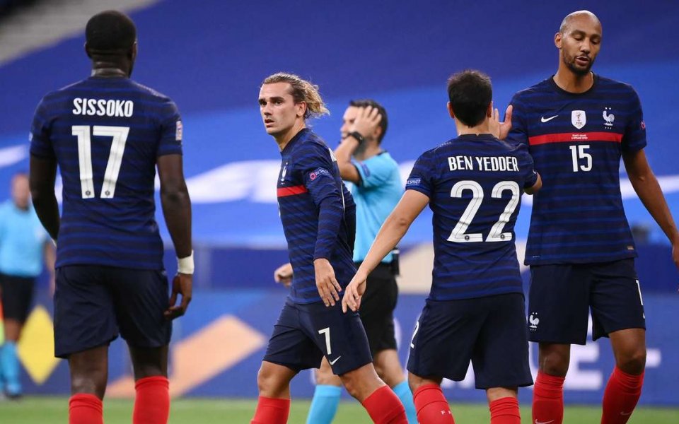 Отборите на Франция и Хърватия играят при резултат 2:2 в