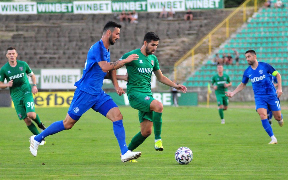 Даниел Генов ще доиграе оставащите три мача от сезона за