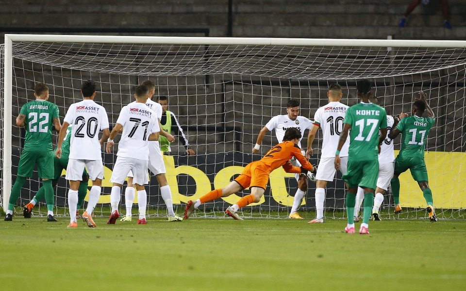 Славия и Берое играятпри резултат 1:0 в последен мач от