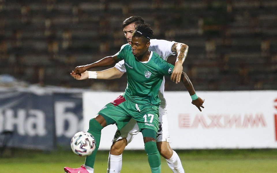 Сериозни кадрови проблеми ще трябва да решава наставникът на Берое