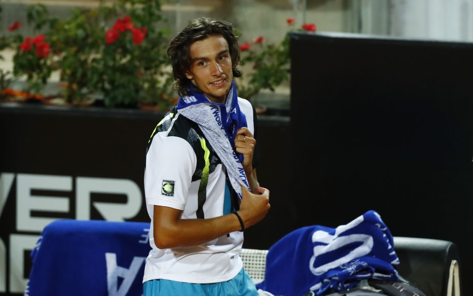 18-годишен италианец продължава да впечатлява на световната тенис сцена
